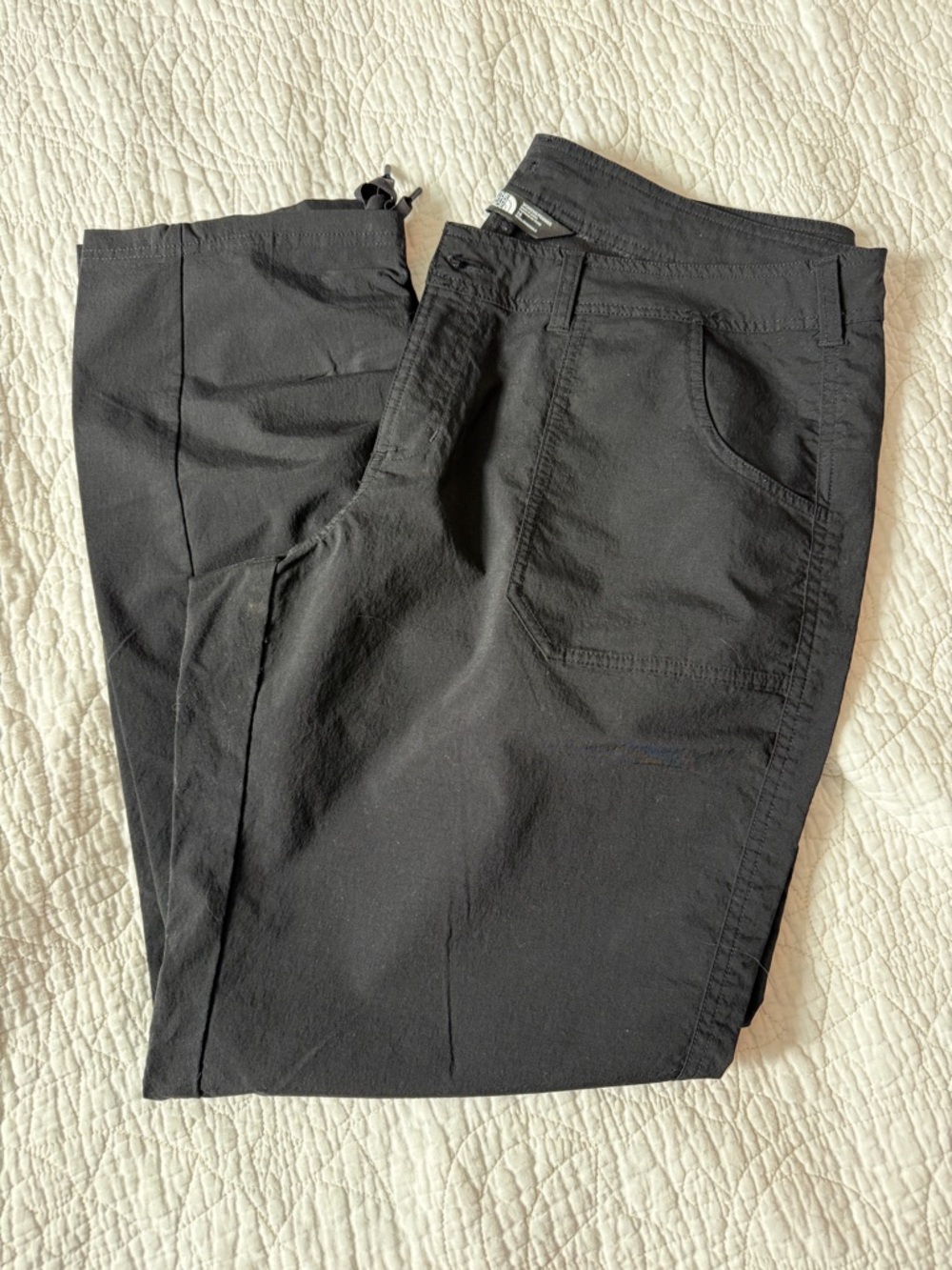 Women’s North Face Black Casual Pants size 16 good used condition